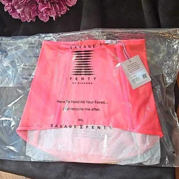 Np Longer Avil NIP SAVAGEXFENTY Sheer X Skirt in Dark Pink/Orange/Red size M - Picture 6 of 9